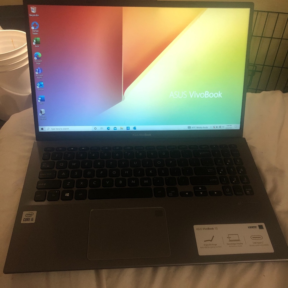 Asus vivobook 15